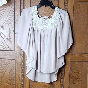 Thistle Flowly Blouse with Flowers